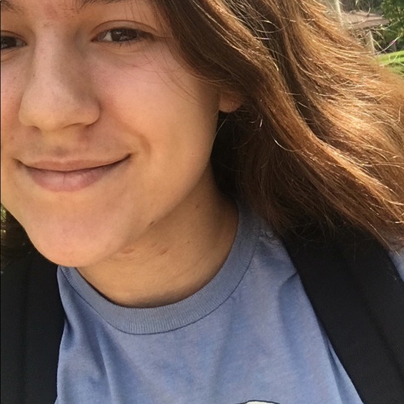 Meet your Posher, Sienna - Picture 1 of 1